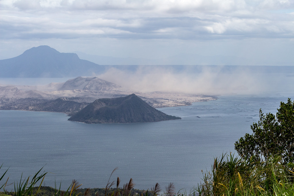 "Tsunami Fears Mount After Volcanic Eruption Near Indonesia"