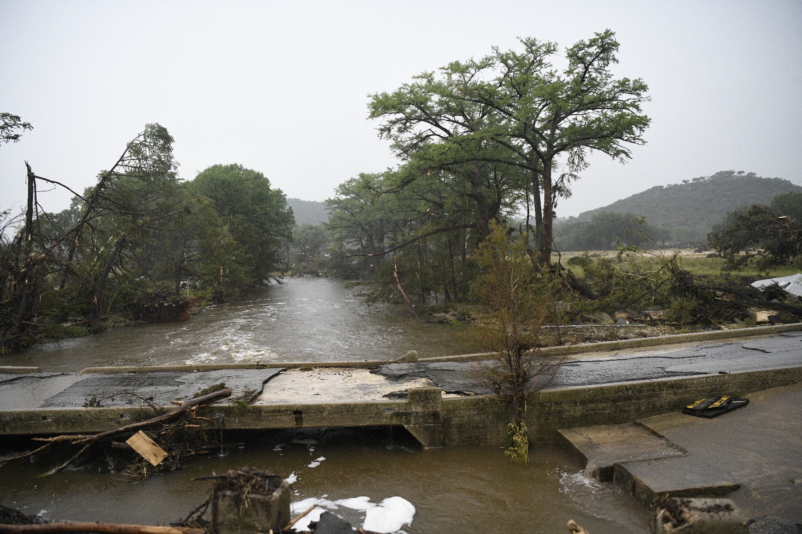 Texas Camp Flood Kills 27 Children as Warnings Are Missed