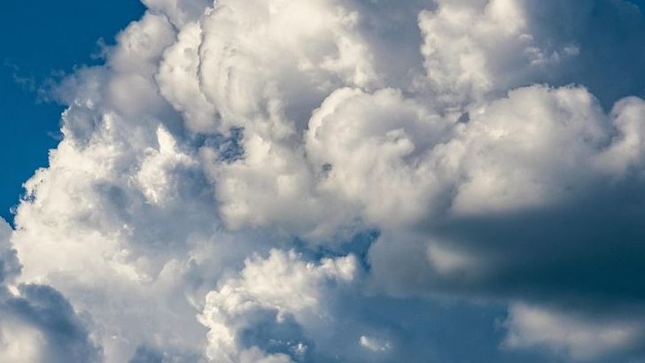 How Weather Differs from Climate Over Time