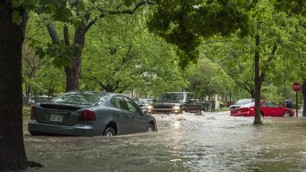 The No-Go List: 11 U.S. Places Climate Experts Say May Face Growing Weather Dangers