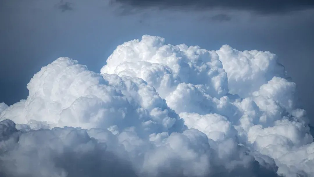 12 Simple Weather Signs That Often Mean a Storm Is Coming