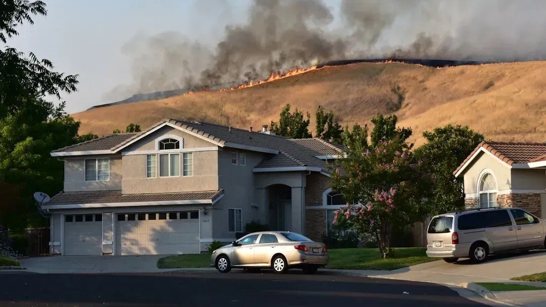 9 U.S. Wildfire Zones Experts Say You Shouldn't Buy Property In