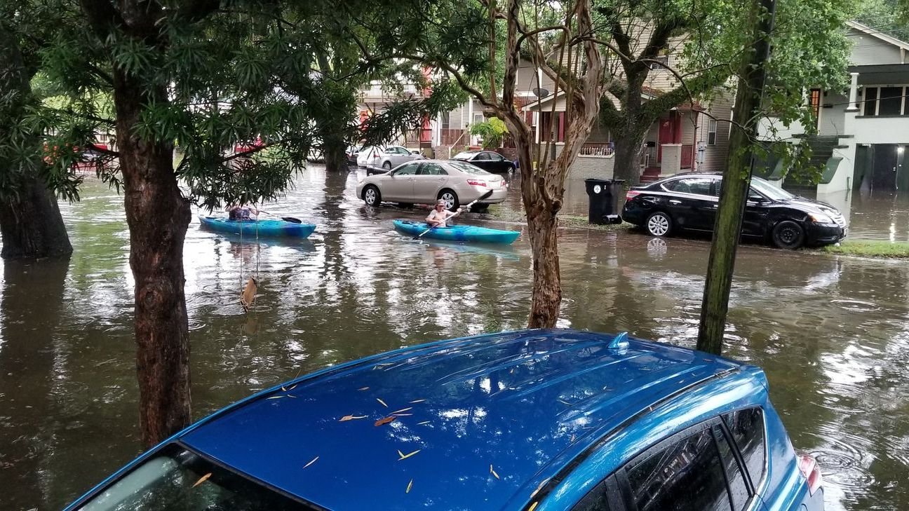 10 U.S. Cities People Move To - Then Quietly Regret After Major Disasters Strike