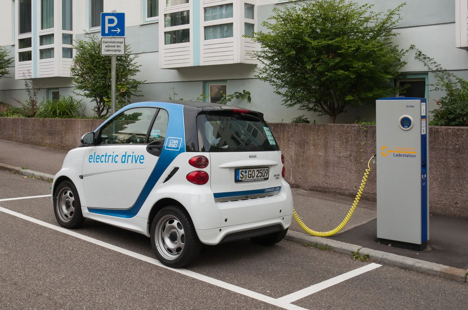 A Former EV Engineer Reveals 7 Truths Dealerships Won't Tell You