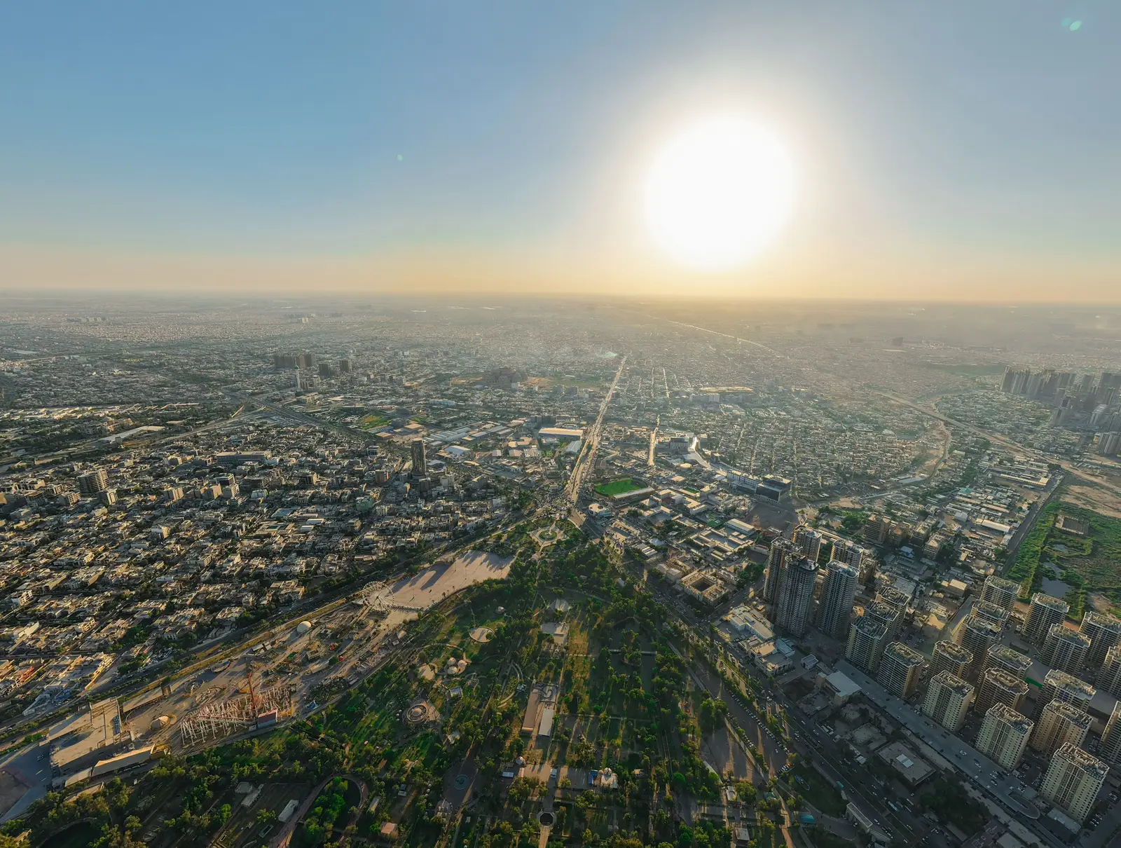 Chicago or Detroit: Which Great Lakes City Is More Resilient to Extreme Weather?