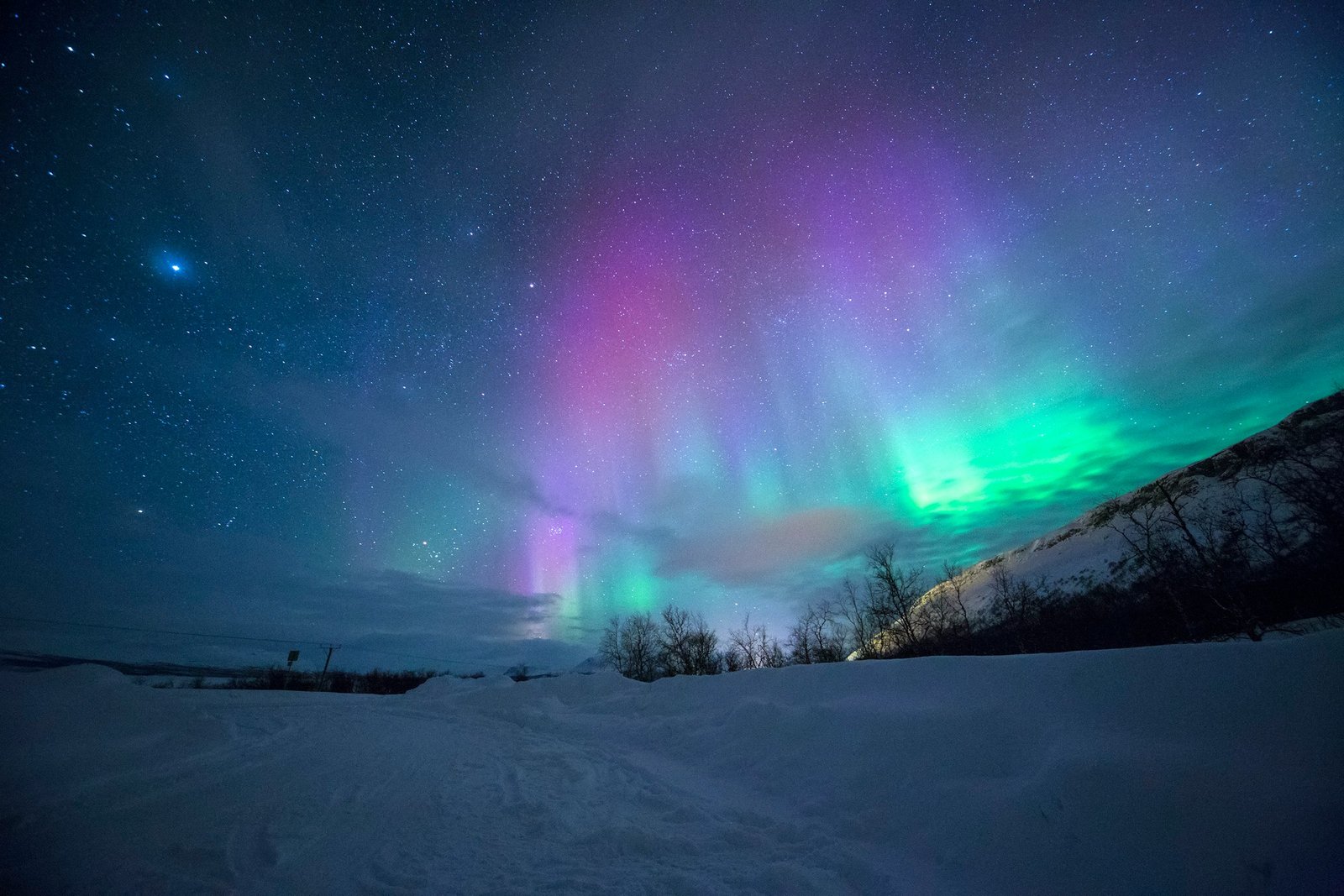 The 6 Best Times of Year to See the Northern Lights